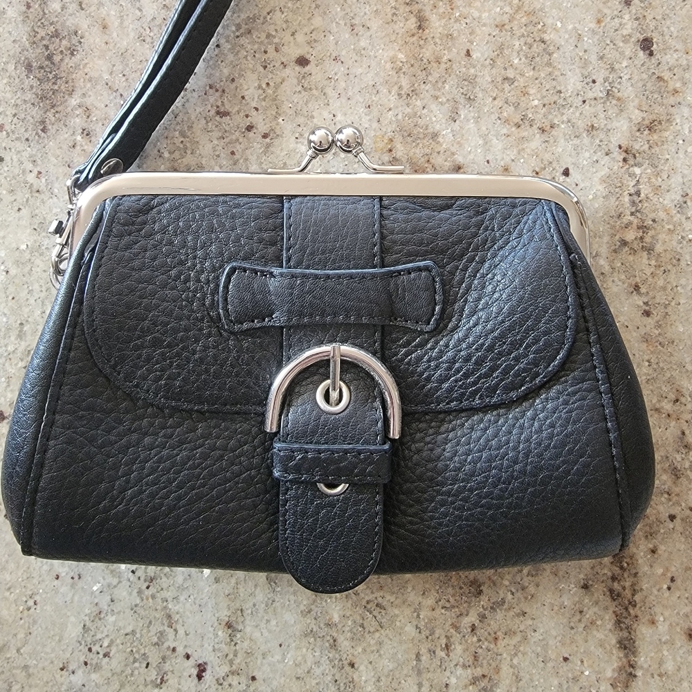 TALBOTS BLACK  LEATHER Wristlet or wallet